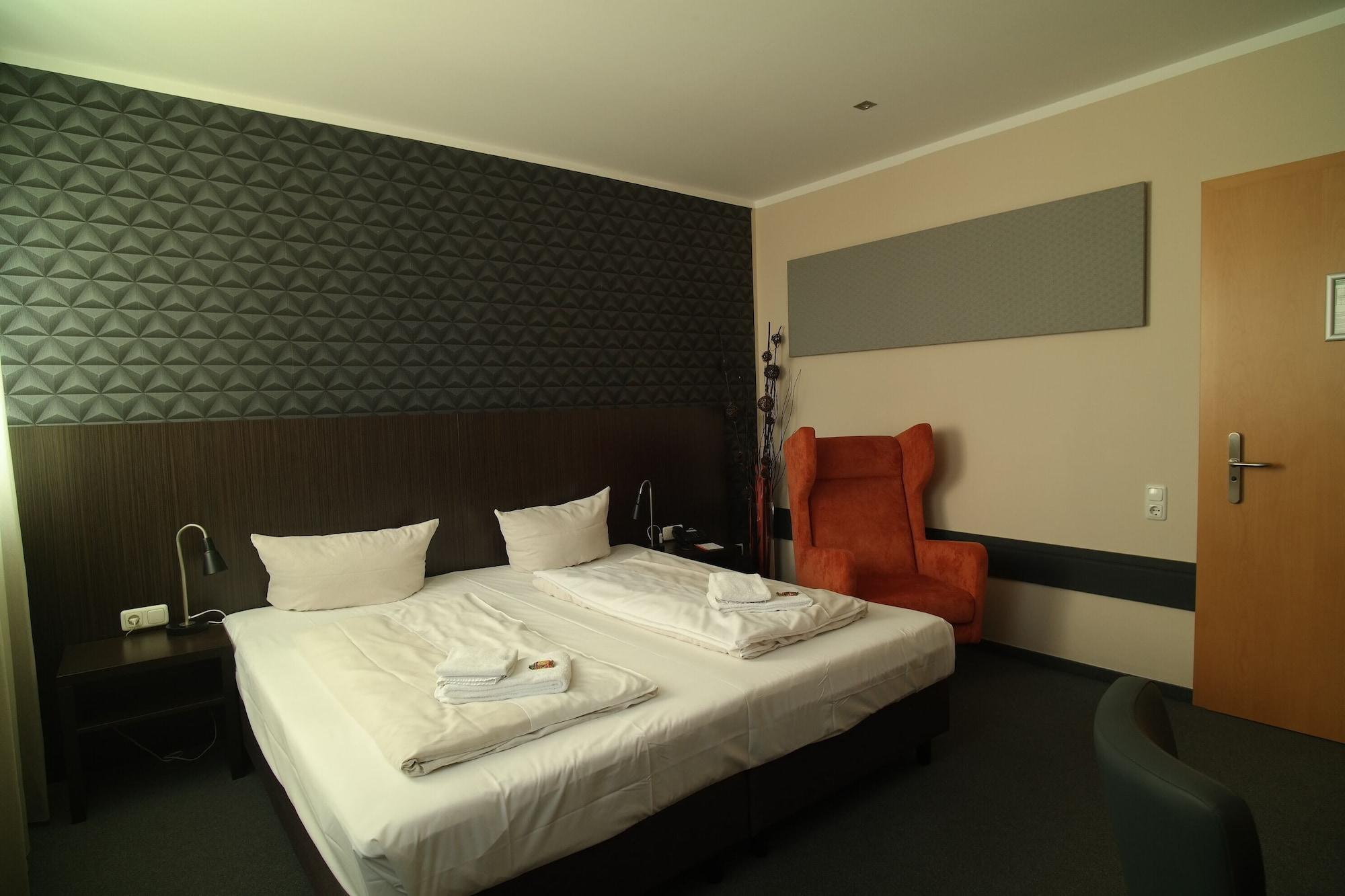 Gs Hotel Мюнхен Экстерьер фото