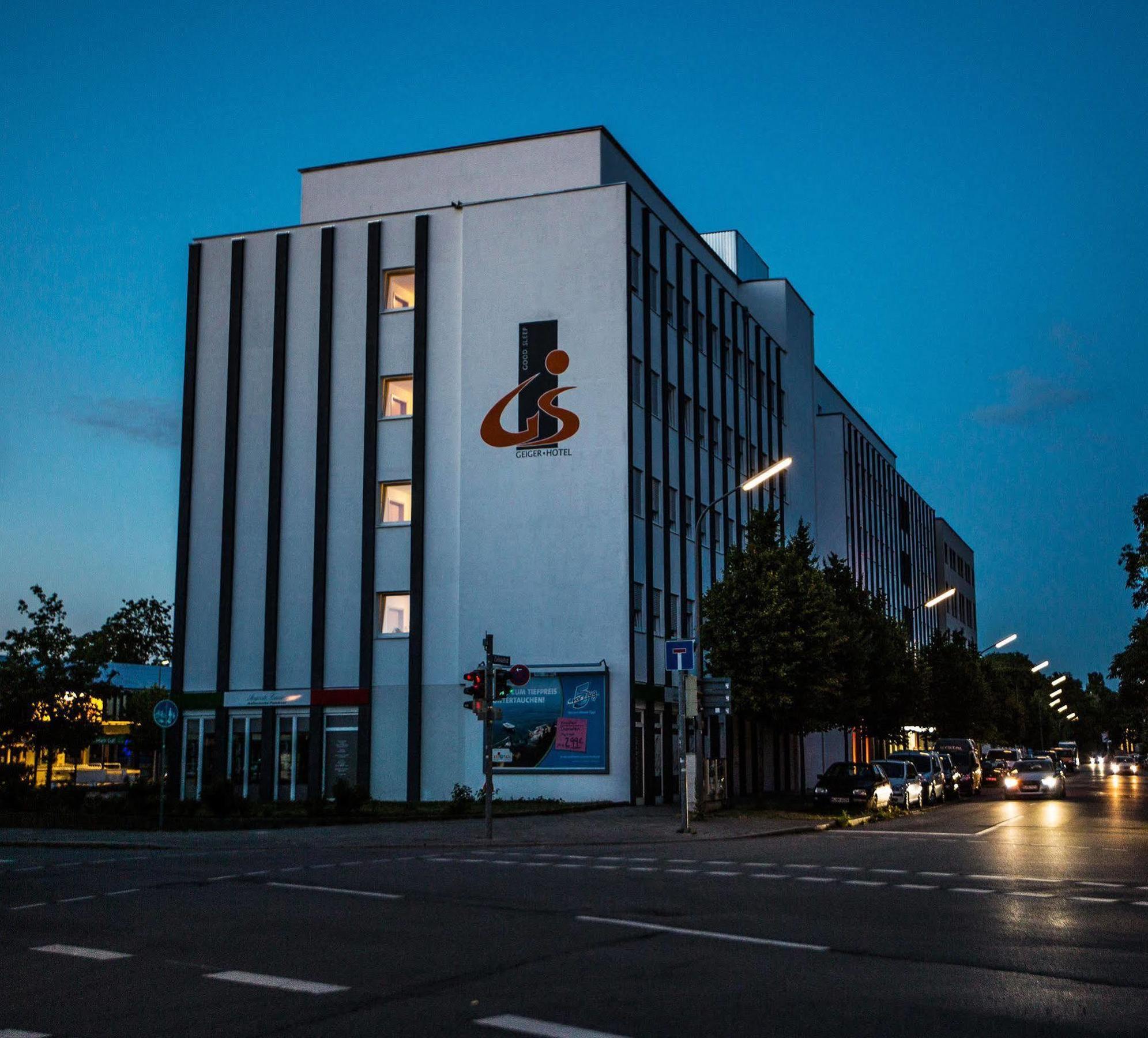 Gs Hotel Мюнхен Экстерьер фото